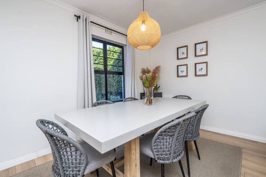 3 Bedroom Property for Sale in Pinehurst Western Cape